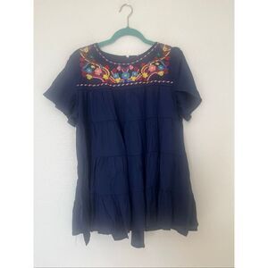 Davi & Dani Flared Oversized Top NEW NWT